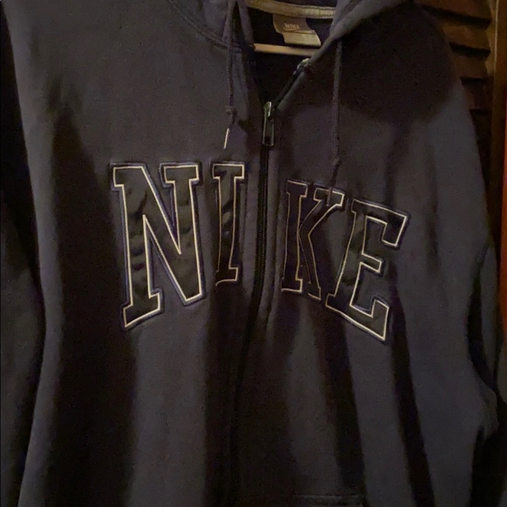 Men’s Nike zipper up hoodie